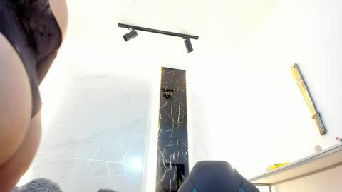 Snapshot of ciara_connor chatting on January 2026 05:00:02 AM ... ... online show from January 2026 05:00:02 AM