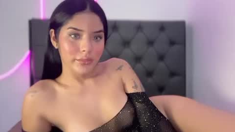Snapshot of ciaxxxmendez chatting on June 2026 09:22:02 AM ciaxxmendezz online show from June 2026 09:22:02 AM