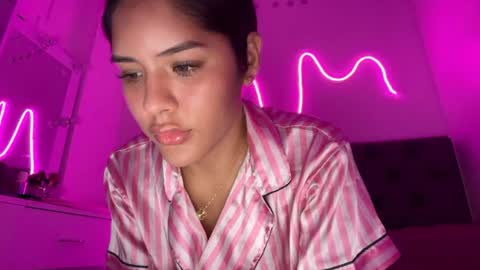 Snapshot of ciaxxxmendez chatting on July 2026 06:23:01 PM ciaxxmendezz online show from July 2026 06:23:01 PM