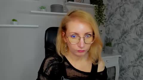 Cinderella online show from February 2026 06:33:02 AM