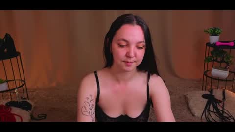 Cindy online show from June 2026 06:02:01 PM