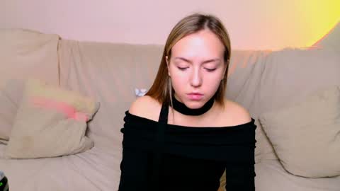 Snapshot of cindylovesmith chatting on April 2026 03:59:01 AM cindylovesmith online show from April 2026 03:59:01 AM