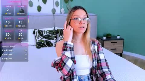 Snapshot of cindymori chatting on November 2025 03:01:02 PM cindymori online show from November 2025 03:01:02 PM