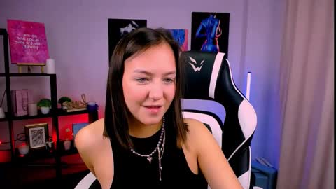 Cindy online show from October 2025 04:56:02 AM