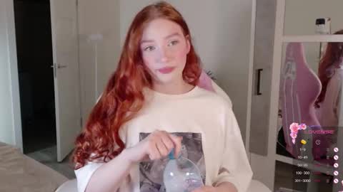 Snapshot of cinnabongirls chatting on November 2025 07:12:01 PM Maddy online show from November 2025 07:12:01 PM