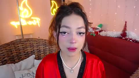 cinnamon_bite online show from January 2026 12:53:02 PM