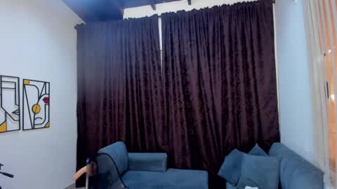 Snapshot of cintiagreyx chatting on March 2025 08:57:01 PM CINTIA online show from March 2025 08:57:01 PM