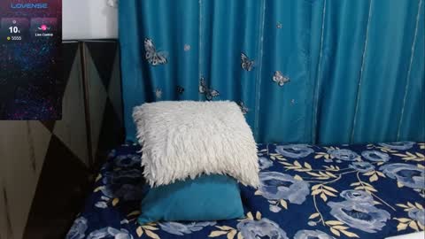 Snapshot of cintialorens1 chatting on January 2025 07:58:01 AM joha natural hairy pussydont forget thumbs up online show from January 2025 07:58:01 AM