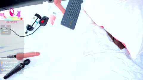 Cintia online show from March 2025 05:50:02 PM