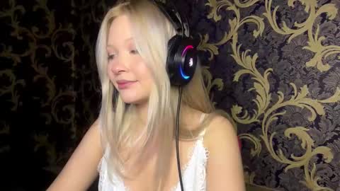 Cira online show from December 2025 08:48:01 PM