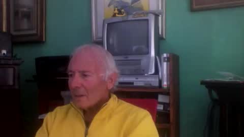 Snapshot of ciuk chatting on November 2025 09:42:02 AM ciuk online show from November 2025 09:42:02 AM