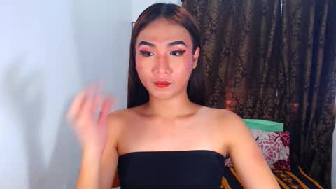 Snapshot of cjhotfucker chatting on February 2025 01:50:02 AM CJ online show from February 2025 01:50:02 AM