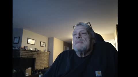 Snapshot of cjscout chatting on December 2024 08:02:01 AM cjscout online show from December 2024 08:02:01 AM