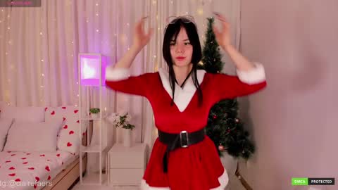 Snapshot of clairefaers chatting on December 2024 02:12:01 PM Claire Faers online show from December 2024 02:12:01 PM