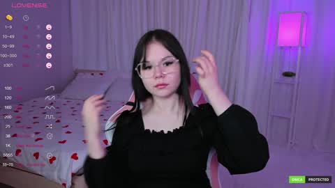 Snapshot of clairefaers chatting on January 2025 10:12:02 AM Claire Faers online show from January 2025 10:12:02 AM