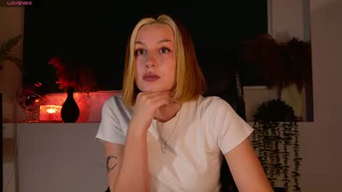 Snapshot of clairemathis chatting on August 2026 02:37:01 PM Claire online show from August 2026 02:37:01 PM