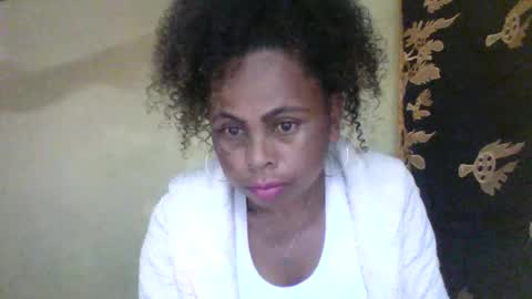 Snapshot of clairette9794 chatting on May 2026 06:17:01 PM clairette9794 online show from May 2026 06:17:01 PM