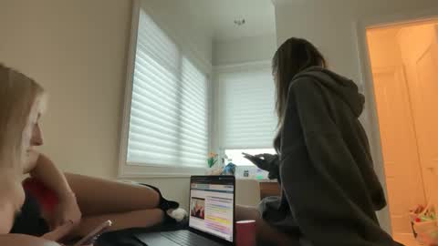 clairewalkerrr online show from January 2026 07:39:01 PM