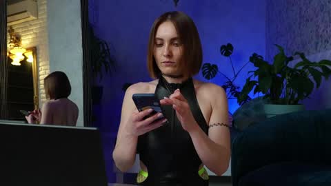 Clara online show from April 2026 05:43:01 PM