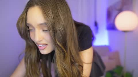 Clara smile online show from January 2026 07:17:01 PM