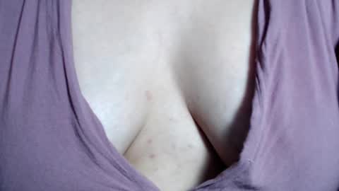 Snapshot of claraaa___ chatting on February 2025 06:20:01 AM CLARA AT YOUR SERVICE online show from February 2025 06:20:01 AM