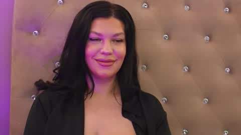 Clara online show from January 2026 06:33:01 PM