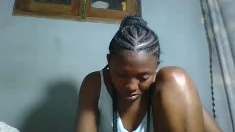 Snapshot of clarisse98 chatting on November 2025 09:28:01 PM clarisse98 online show from November 2025 09:28:01 PM