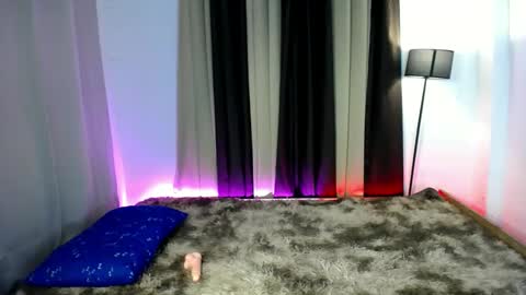 MIKAY OR MIKAH online show from February 2025 06:17:02 PM