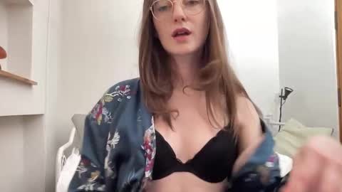 classyandgirly online show from February 2026 04:13:01 PM