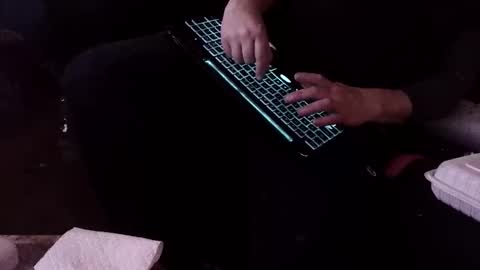 ClassayCalCock online show from November 2025 08:47:01 AM