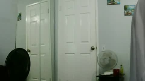 Snapshot of claudia1964 chatting on May 2026 04:04:01 PM Claudia online show from May 2026 04:04:01 PM