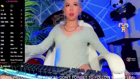   online show from February 2025 02:28:01 AM