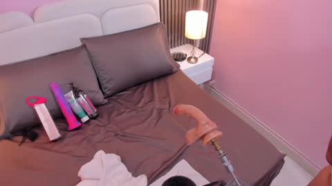 Snapshot of clawdeen__wolf chatting on September 2025 08:46:01 PM clauwdeen wolf online show from September 2025 08:46:01 PM