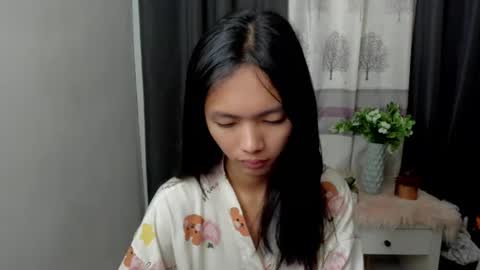 Snapshot of claxy_kimslut chatting on October 2025 02:10:01 AM KIM online show from October 2025 02:10:01 AM