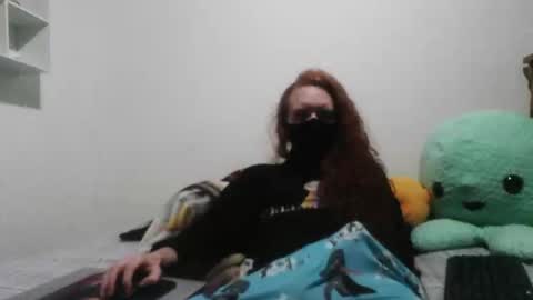 CleanSeleen online show from November 2025 06:14:01 AM