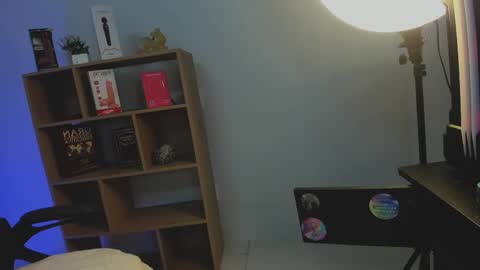 Snapshot of cleeoadams_ chatting on September 2025 04:17:02 AM Cleo Adams online show from September 2025 04:17:02 AM