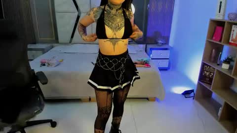 Snapshot of cleeoadams_ chatting on October 2025 04:22:01 AM Cleo Adams online show from October 2025 04:22:01 AM