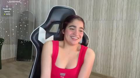 Snapshot of clementine_t chatting on September 2025 02:57:01 AM Clementine online show from September 2025 02:57:01 AM