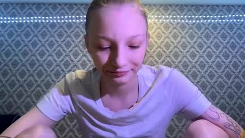 Cleo online show from December 2025 05:29:01 PM