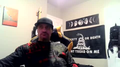 Snapshot of clintwood12 chatting on December 2024 07:35:02 AM chad online show from December 2024 07:35:02 AM