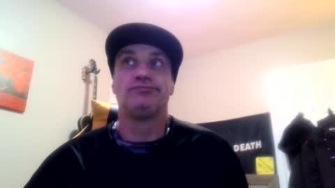 Snapshot of clintwood12 chatting on February 2025 04:57:02 AM chad online show from February 2025 04:57:02 AM