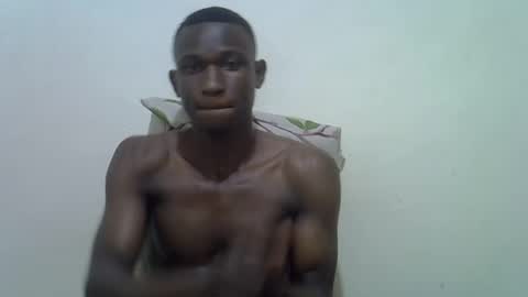 Snapshot of clive_damian chatting on February 2026 03:10:01 AM clive_damian online show from February 2026 03:10:01 AM