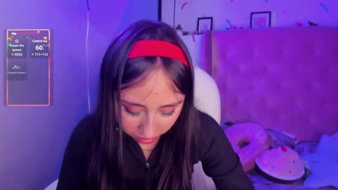 Cloe  online show from January 2025 03:15:01 AM