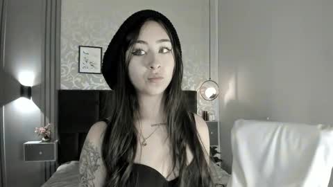 Cloe  online show from February 2025 11:36:02 PM