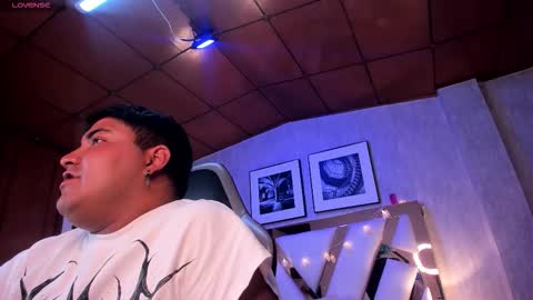 Cloe x Billy online show from December 2025 01:49:01 PM