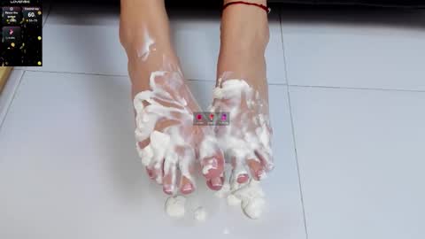 Snapshot of cloeperson chatting on February 2026 03:52:01 PM lady cloe person online show from February 2026 03:52:01 PM