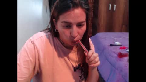 Snapshot of cloepregnant25 chatting on February 2026 06:30:01 PM cloepregnant25 online show from February 2026 06:30:01 PM