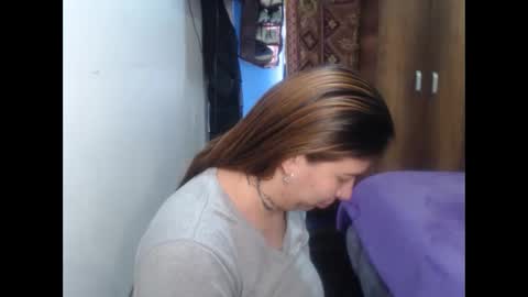 Snapshot of cloepregnant25 chatting on February 2026 02:26:01 PM cloepregnant25 online show from February 2026 02:26:01 PM