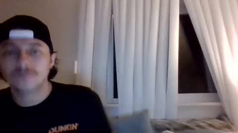 Snapshot of cloudyydayzz chatting on February 2026 09:54:02 AM tallhungandcloudy online show from February 2026 09:54:02 AM