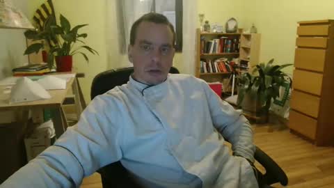 Snapshot of clouplefun chatting on December 2024 06:10:02 AM clouplefun online show from December 2024 06:10:02 AM
